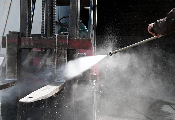 Best Machinery and Equipment Cleaning  in Largo, FL